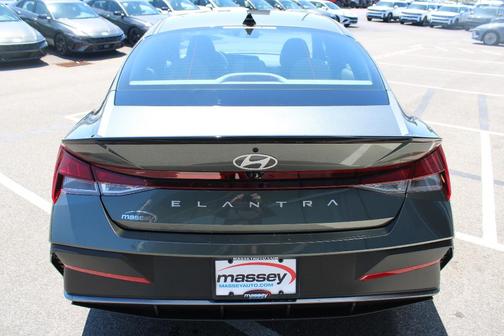 Amazon Gray 2026 Hyundai ELANTRA SEL Sport