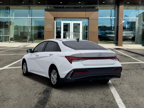 Serenity White Pearl 2026 Hyundai ELANTRA SE