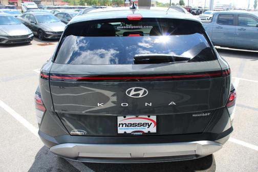 Gray Pearl 2026 Hyundai KONA SEL Premium