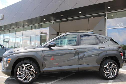 Gray Pearl 2026 Hyundai KONA SEL Premium