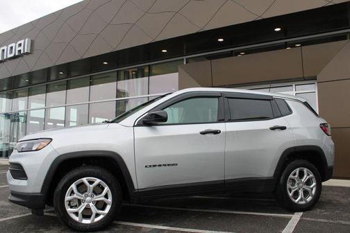 2024 Jeep Compass Sport