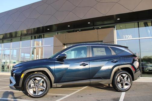2025 Hyundai TUCSON Hybrid SEL Convenience