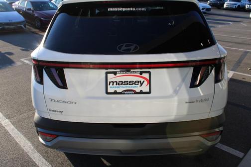 2026 Hyundai TUCSON Hybrid SEL Convenience