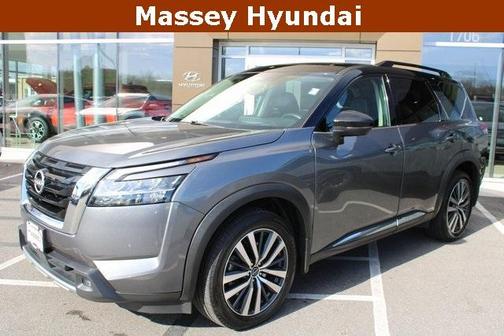 2022 Nissan Pathfinder Platinum