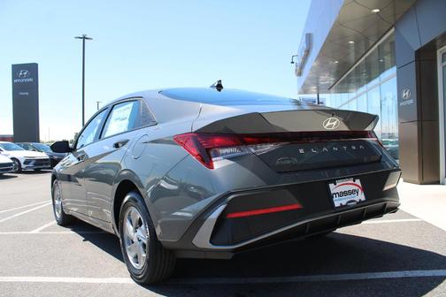 Gray 2026 Hyundai ELANTRA SE