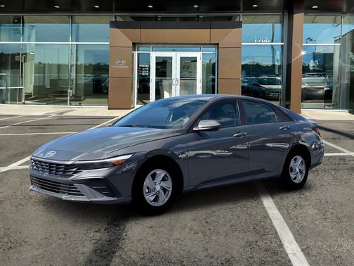 Gray 2026 Hyundai ELANTRA SE