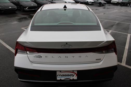 2026 Hyundai ELANTRA HEV Blue