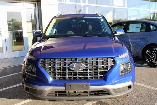 2022 Hyundai VENUE SEL