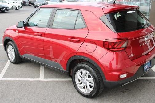 2022 Hyundai VENUE SE