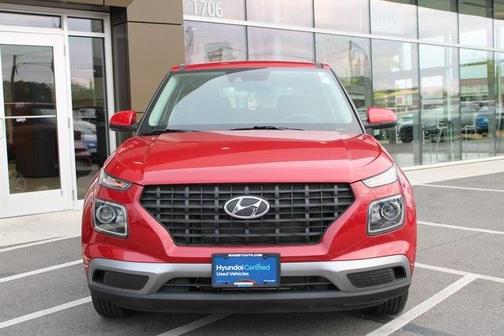 2022 Hyundai VENUE SE