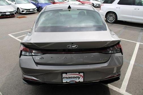 2022 Hyundai ELANTRA HEV Limited