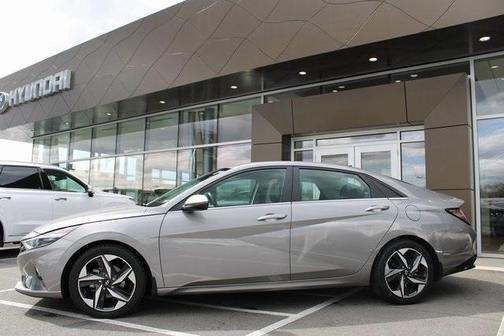 2022 Hyundai ELANTRA HEV Limited