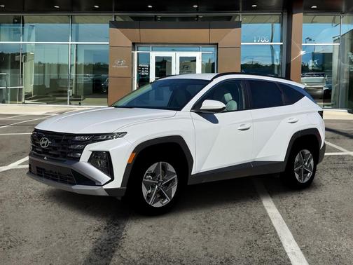 2026 Hyundai TUCSON Hybrid SEL