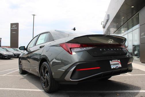 Amazon Gray 2026 Hyundai ELANTRA SEL Sport