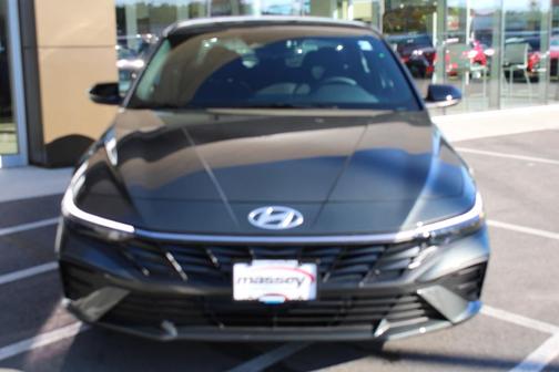 2025 Hyundai ELANTRA HEV SEL Sport