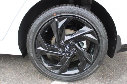 White 2026 Hyundai ELANTRA HEV SEL Sport