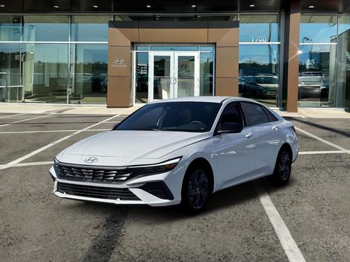 2026 Hyundai ELANTRA HEV SEL Sport