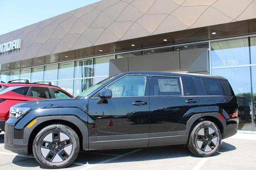 Phantom Black 2026 Hyundai SANTA FE HEV SE