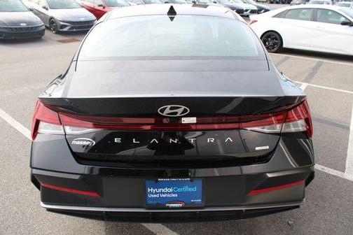 2025 Hyundai ELANTRA HEV Limited