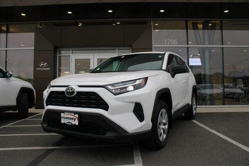 2024 Toyota RAV4 LE