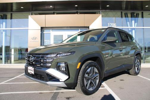 2025 Hyundai TUCSON SEL