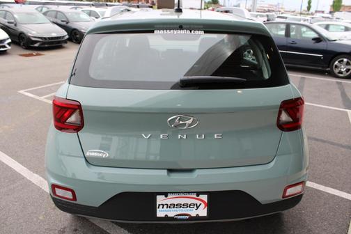 Mirage 2026 Hyundai VENUE SEL