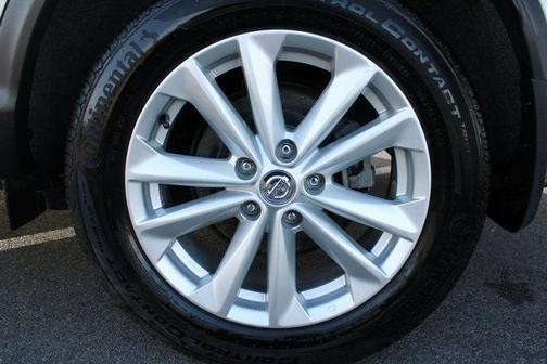 2018 Nissan Rogue Sport SV