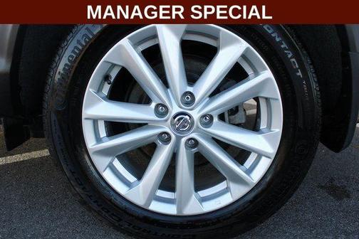 2018 Nissan Rogue Sport SV