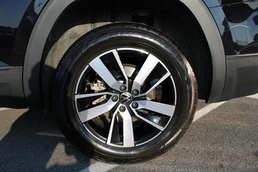 2023 Volkswagen Atlas 2.0T SE