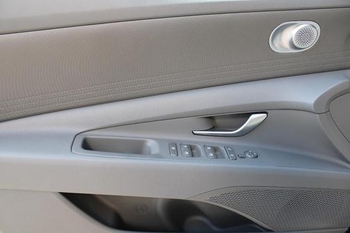 2025 Hyundai ELANTRA HEV Blue