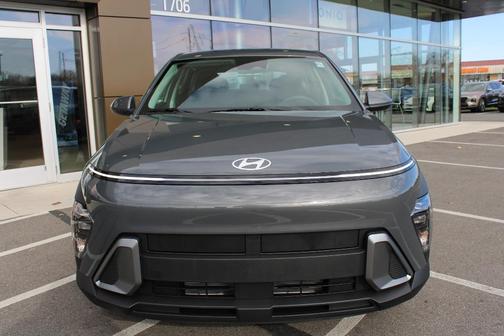 2026 Hyundai KONA SE