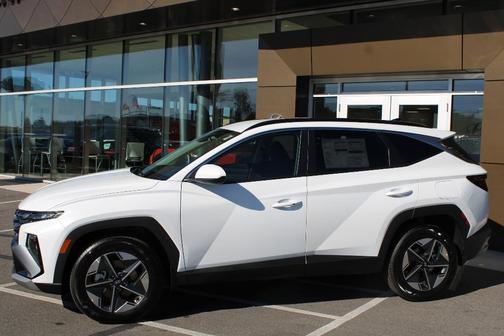 2026 Hyundai TUCSON Hybrid SEL Convenience