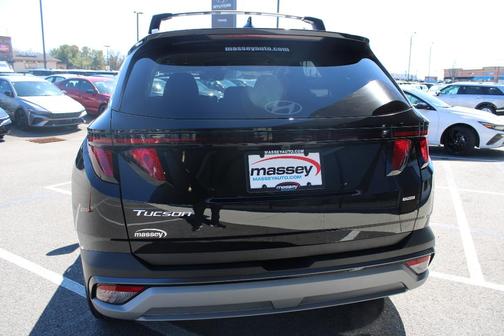 Phantom Black 2026 Hyundai TUCSON SEL