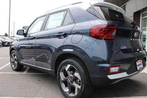 2025 Hyundai VENUE Limited