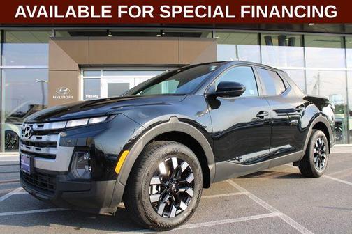 Phantom Black 2025 Hyundai SANTA CRUZ SE