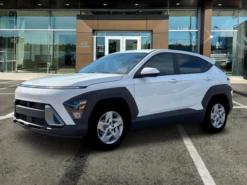 2026 Hyundai KONA SE