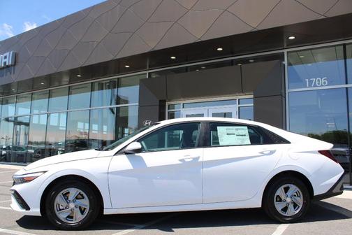 Serenity White Pearl 2026 Hyundai ELANTRA SE