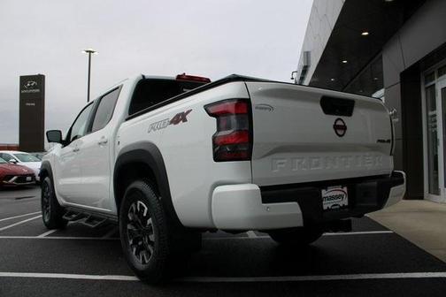 2022 Nissan Frontier PRO-4X