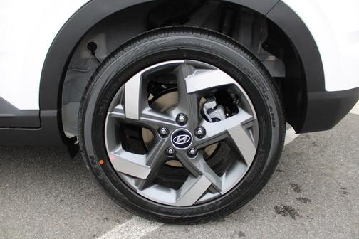 Lunar White 2026 Hyundai VENUE SEL