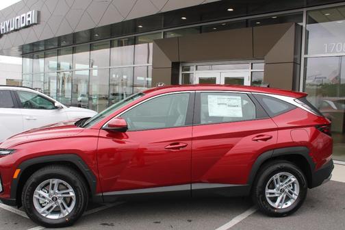 2025 Hyundai TUCSON SE