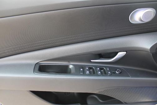 2025 Hyundai ELANTRA HEV Blue