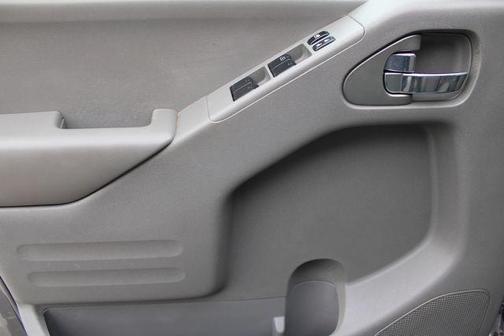 Gun Metallic 2021 Nissan Frontier SV