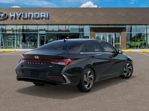 2025 Hyundai ELANTRA HEV Limited
