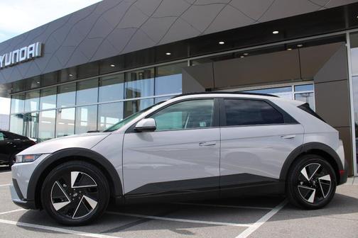 2025 Hyundai IONIQ 5 SEL