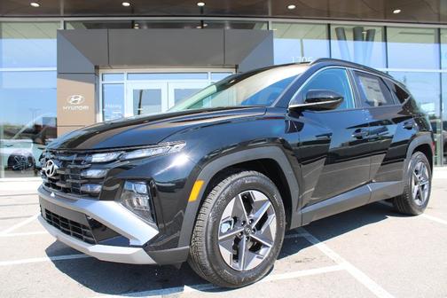 Phantom Black 2026 Hyundai TUCSON SEL