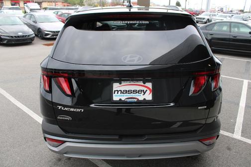 2026 Hyundai TUCSON SEL