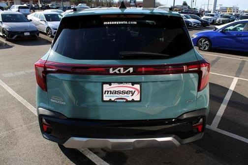 2025 Kia Seltos SX