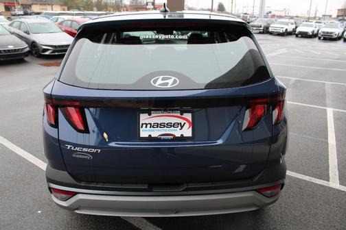 2026 Hyundai TUCSON SE