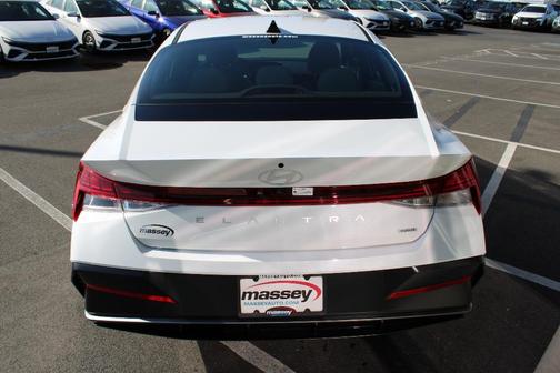 2025 Hyundai ELANTRA HEV Limited
