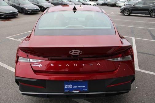 Red 2025 Hyundai ELANTRA SE